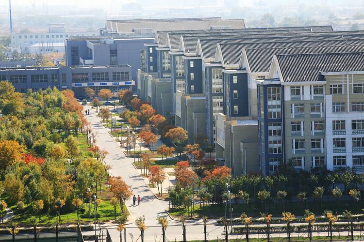 򹤘IWУ^ֱըˣʳÈD^A